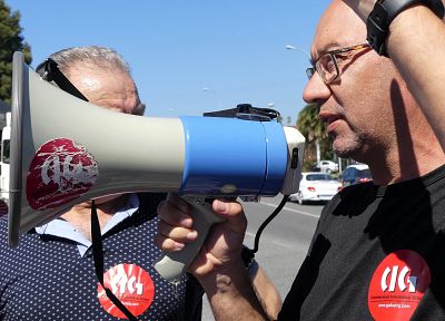 17-07-13 OcupacionOficinasUTEponteRande18.JPG